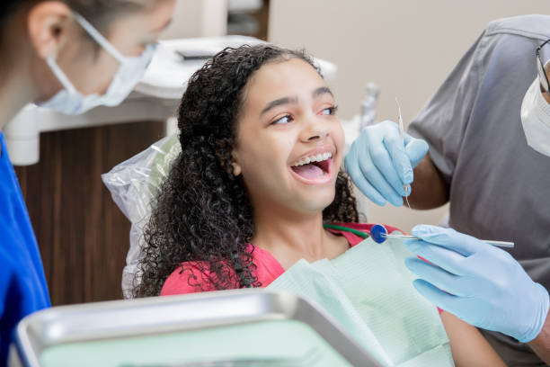 Best Broken or Cracked Tooth Emergency Dentist in Dasher, GA